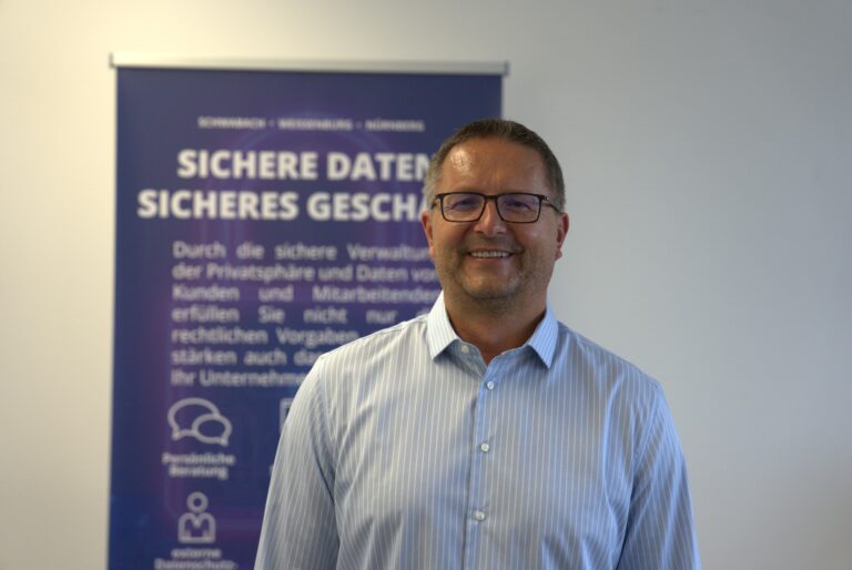 Christian Schermer vor dem CMD-Roll-up „Sichere Daten, sicheres Geschäft“